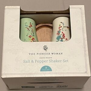 The Pioneer Woman Painted Meadow Floral Salt & Pepper Set - Green & White